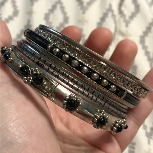 🌻Silver Bangle Set - Picture 5 of 5